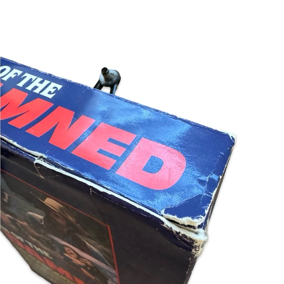 Inn of the Damned: Big Box Paragon Horror VHS: 80’s Horror: GUC: Collectible - Picture 3 of 6